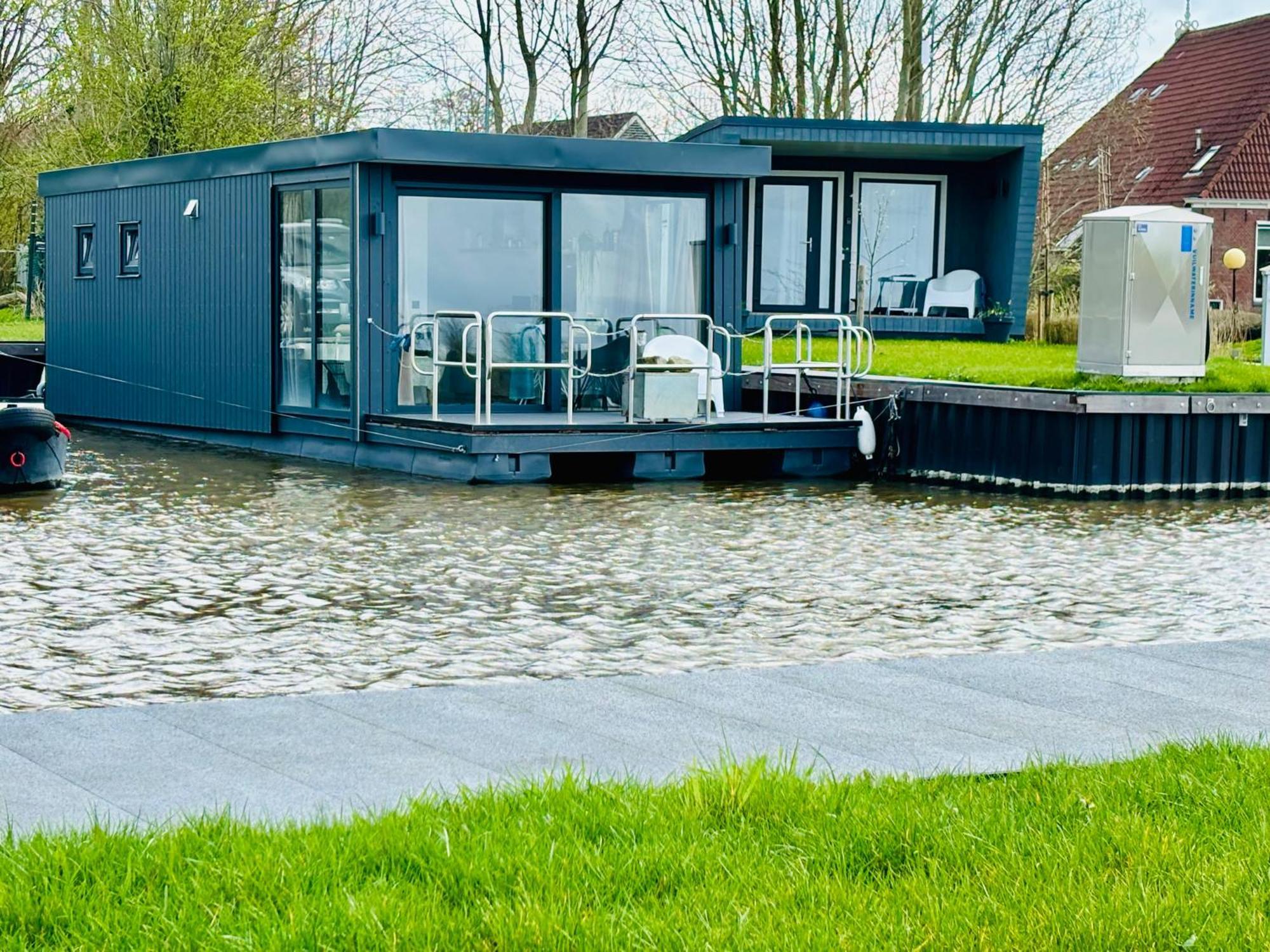 Uniek Overnachten In Een Tiny House Op De Appelhof Wommels 外观 照片