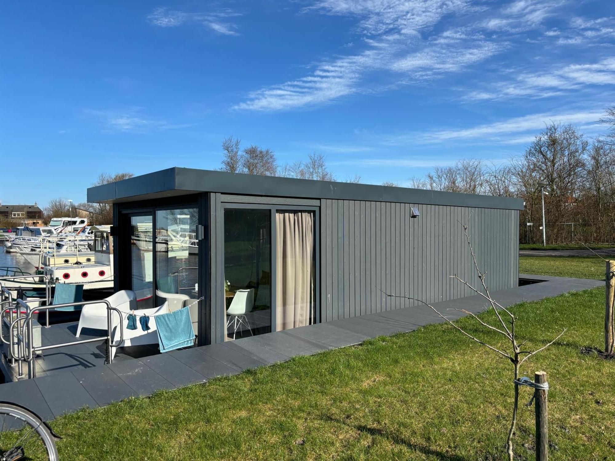 Uniek Overnachten In Een Tiny House Op De Appelhof Wommels 外观 照片